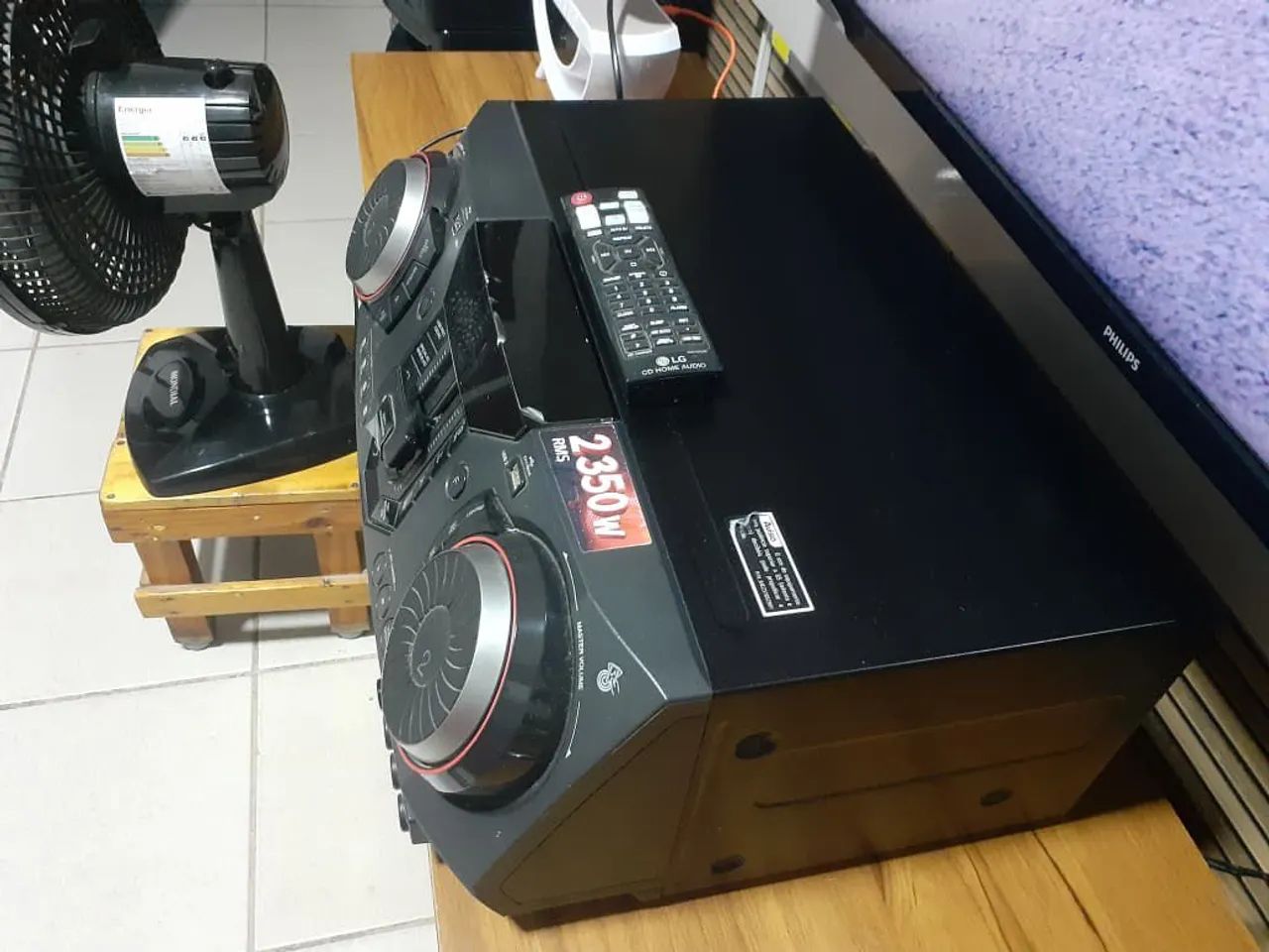SOM LG 2350W 