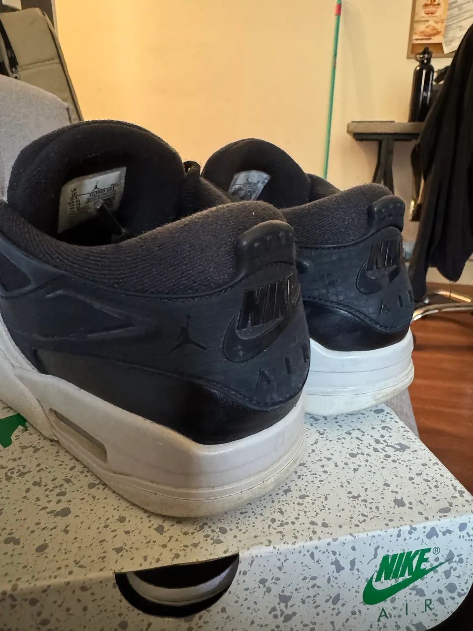 Tênis Jordan 4 RM n42 - Foto 5