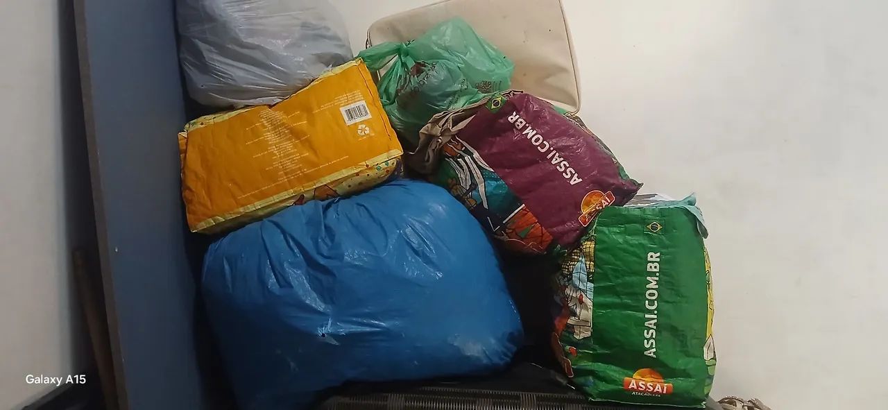 VENDO ROUPA P/ BRECHÓ  - Foto 2