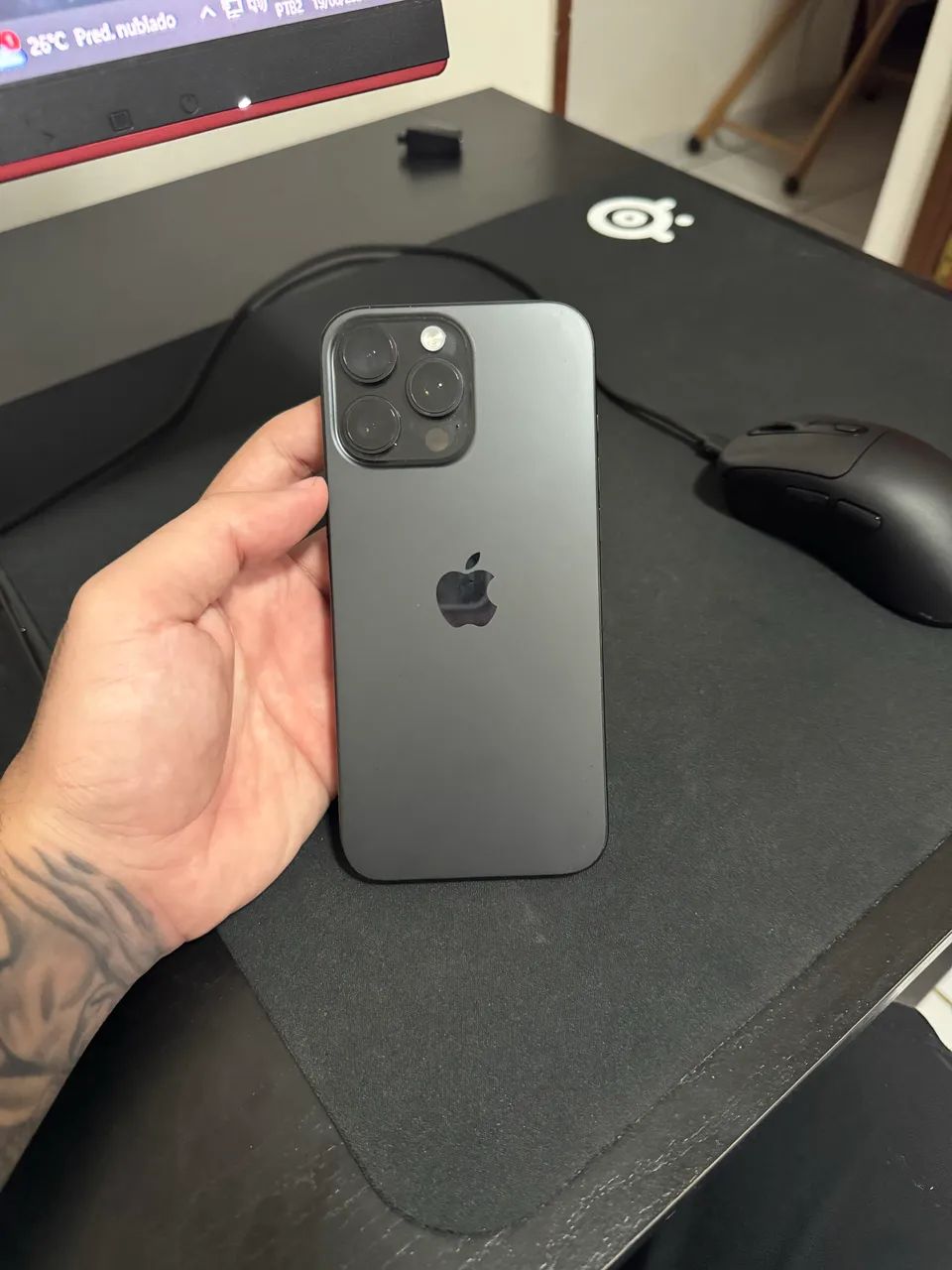 iPhone 16 ProMax - 256GB c GARANTIA