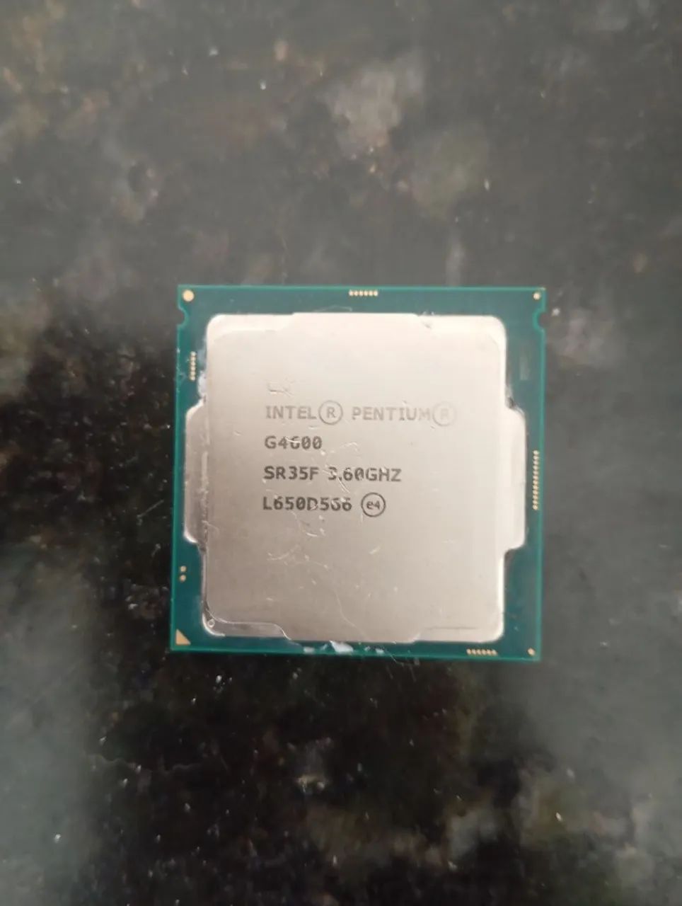 Intel Pentium Gold 4600 e cooler original - Foto 2