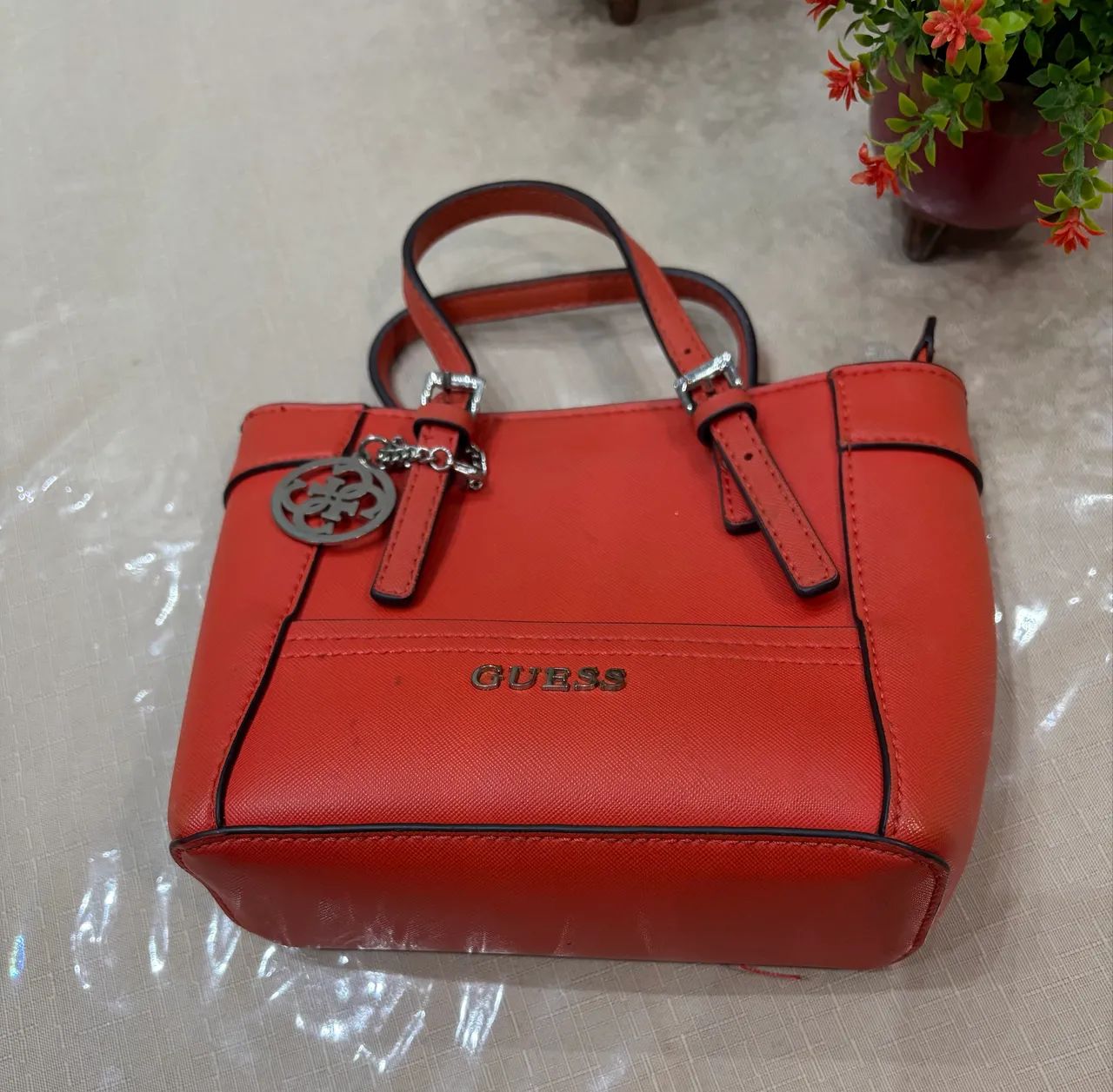 Bolsa de Mão Guess  - Foto 4
