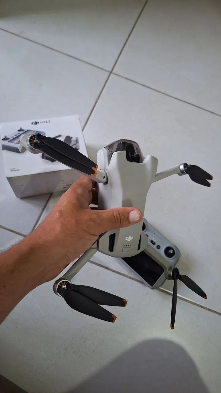 Drone dji Mini 3 RC ( com tela ). - Foto 2