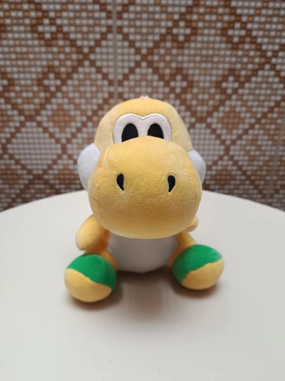 Pelúcia Yoshi Amarelo com ventosa