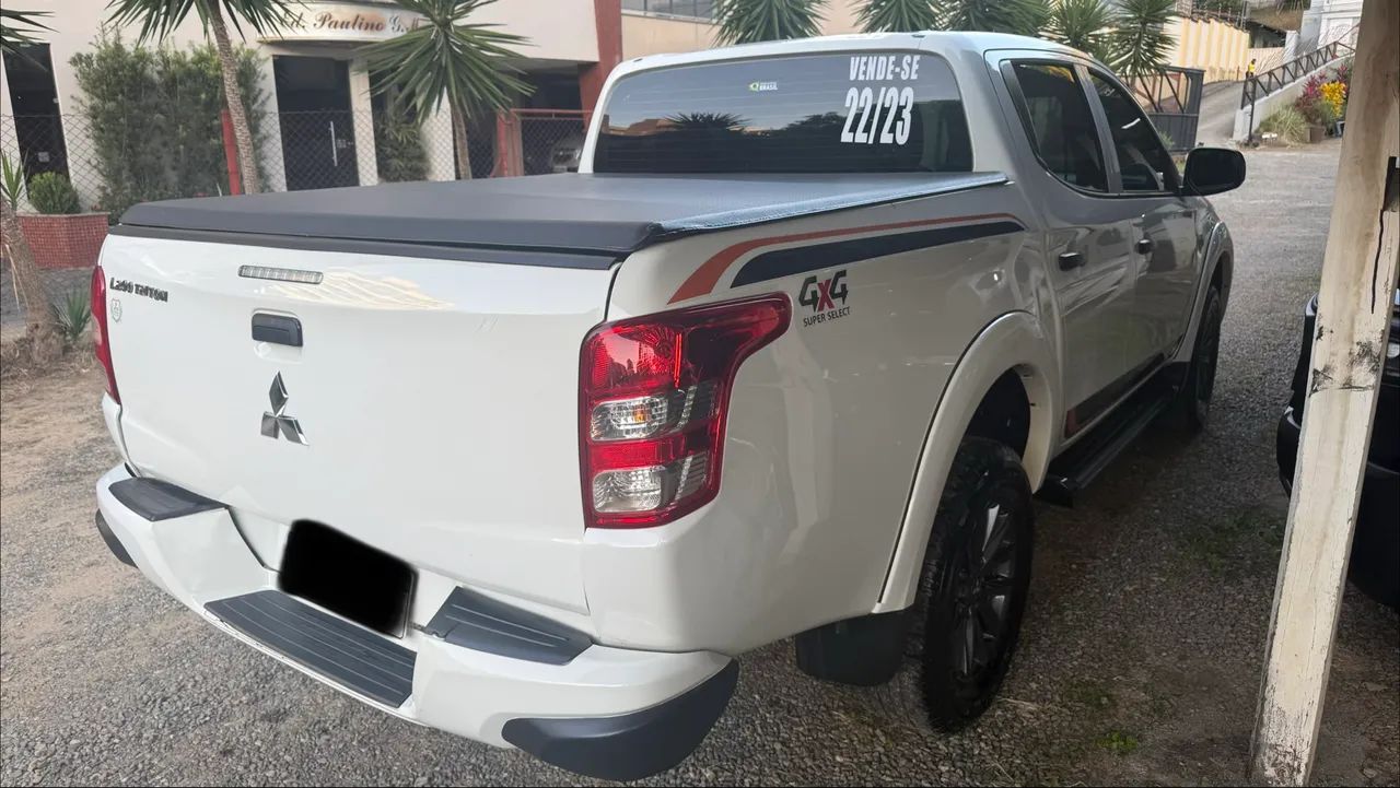 Mitsubishi L200 2023