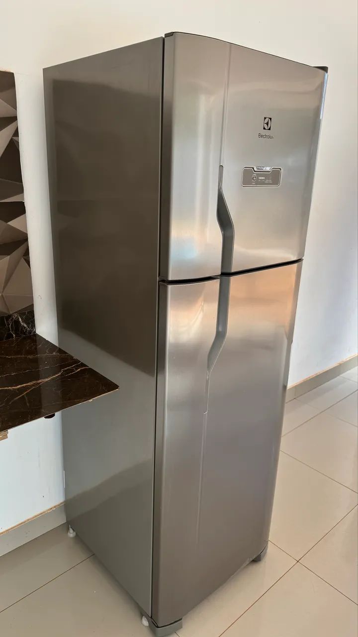 GELADEIRA ELECTROLUX 371L - Foto 2
