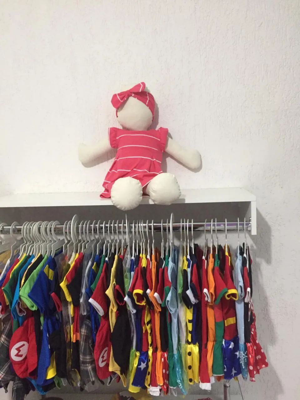 Boneco/ Boneca manequim / expositor - Loja  - Foto 2