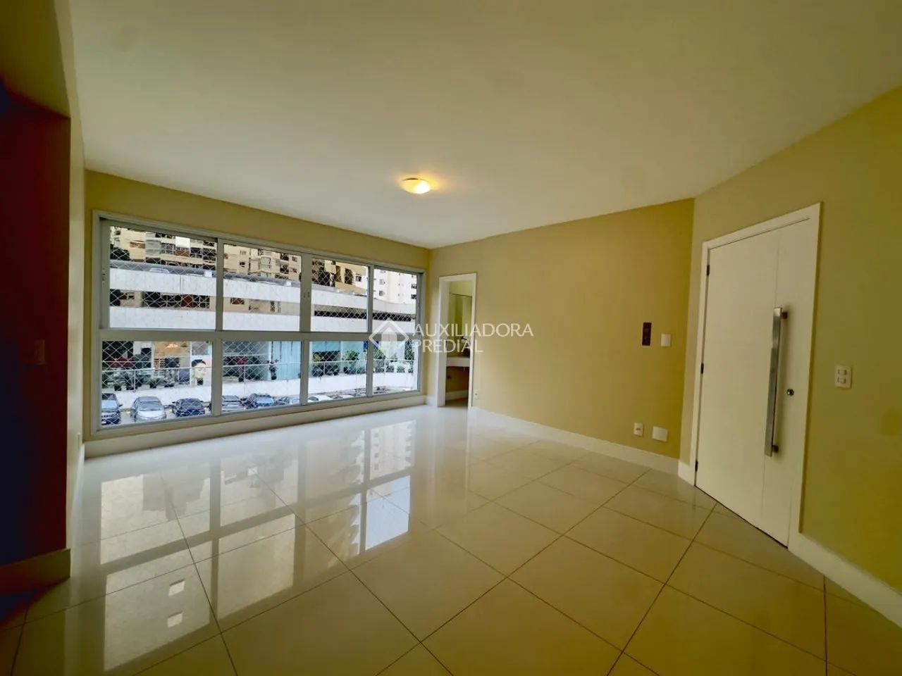 Apartamento semi mobiliado na Trompowsky - Foto 4