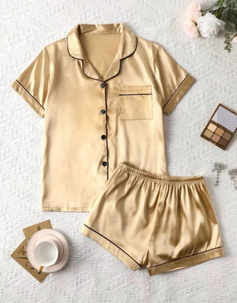 Kit Pijama Americano de Cetim Dourado