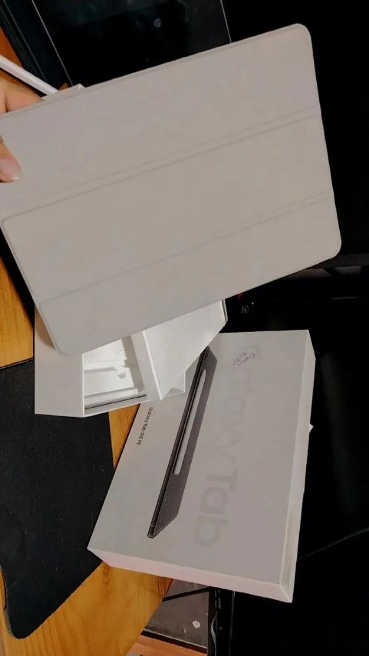 TABLET SAMSUNG S10 FE - Foto 2