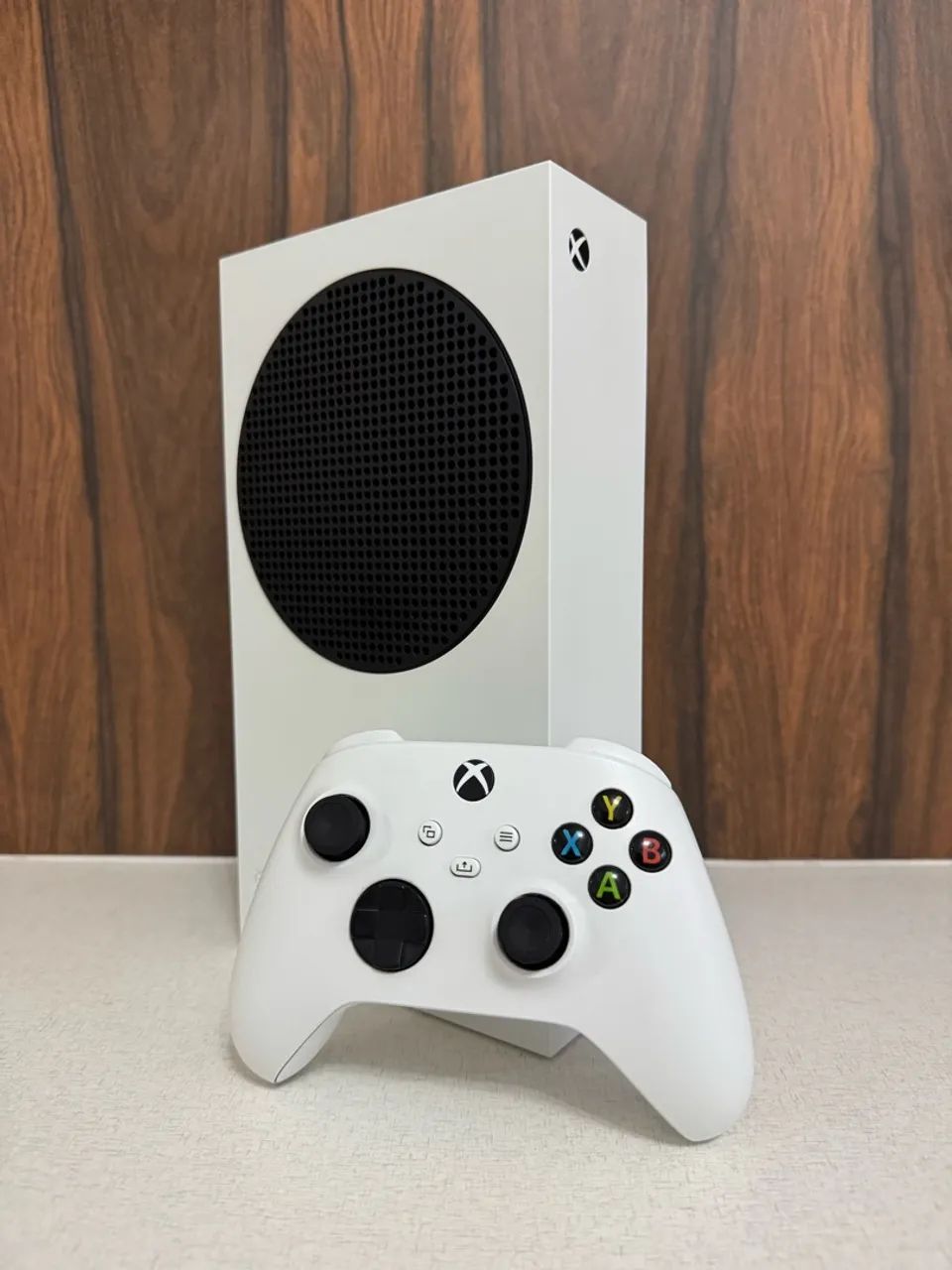 Xbox série S completo - Impecável 