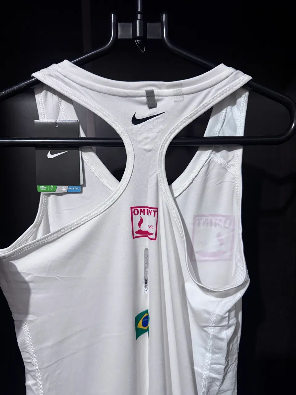 Regata Nike Corrida Dri-Fit Tamanho M Feminino  - Foto 4