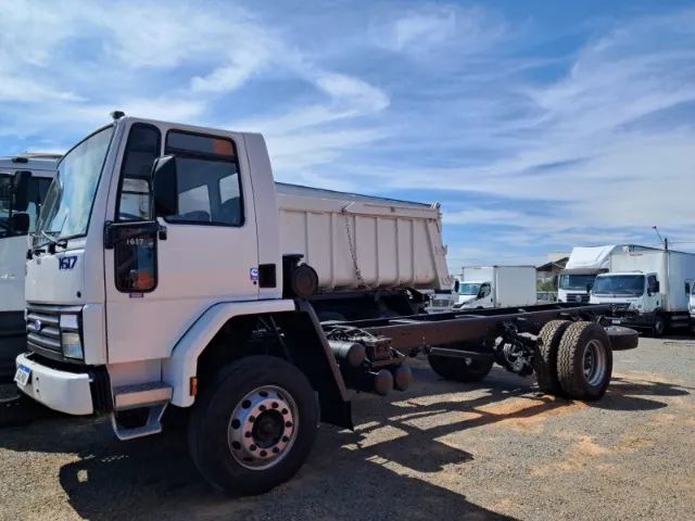 Ford Cargo 1617 4X2 Chassis - (1997) - Foto 3
