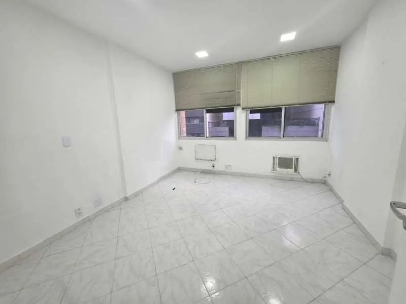 Sala : / Comercial / Copacabana