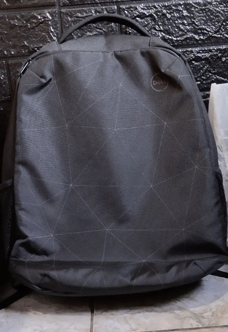 Mochila Dell Essential Backpack 15
