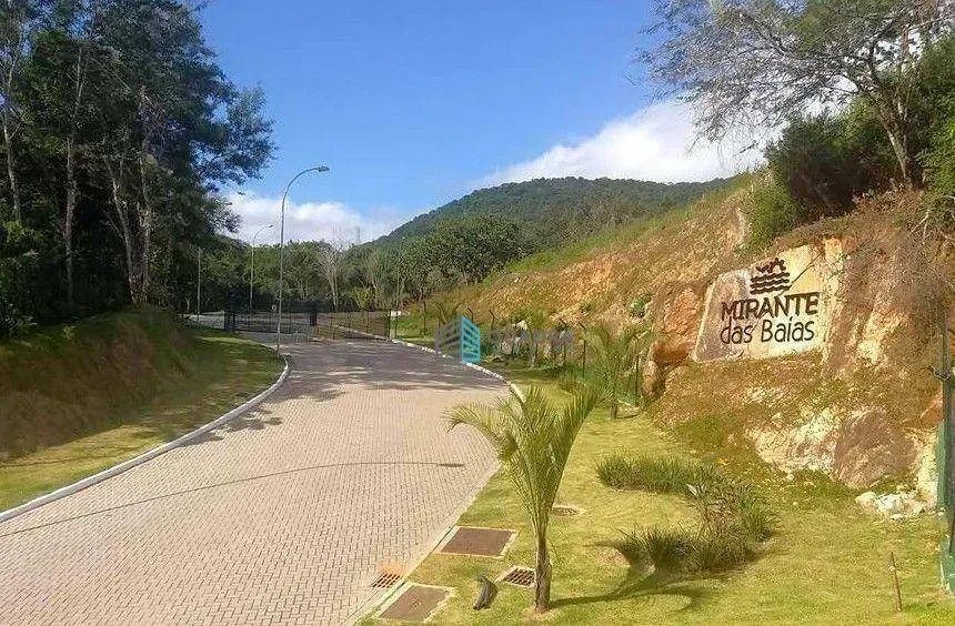 Casa com 3 Suítes à Venda em Condomínio Fechado no Itacorubi, Florianópolis !! - Foto 4