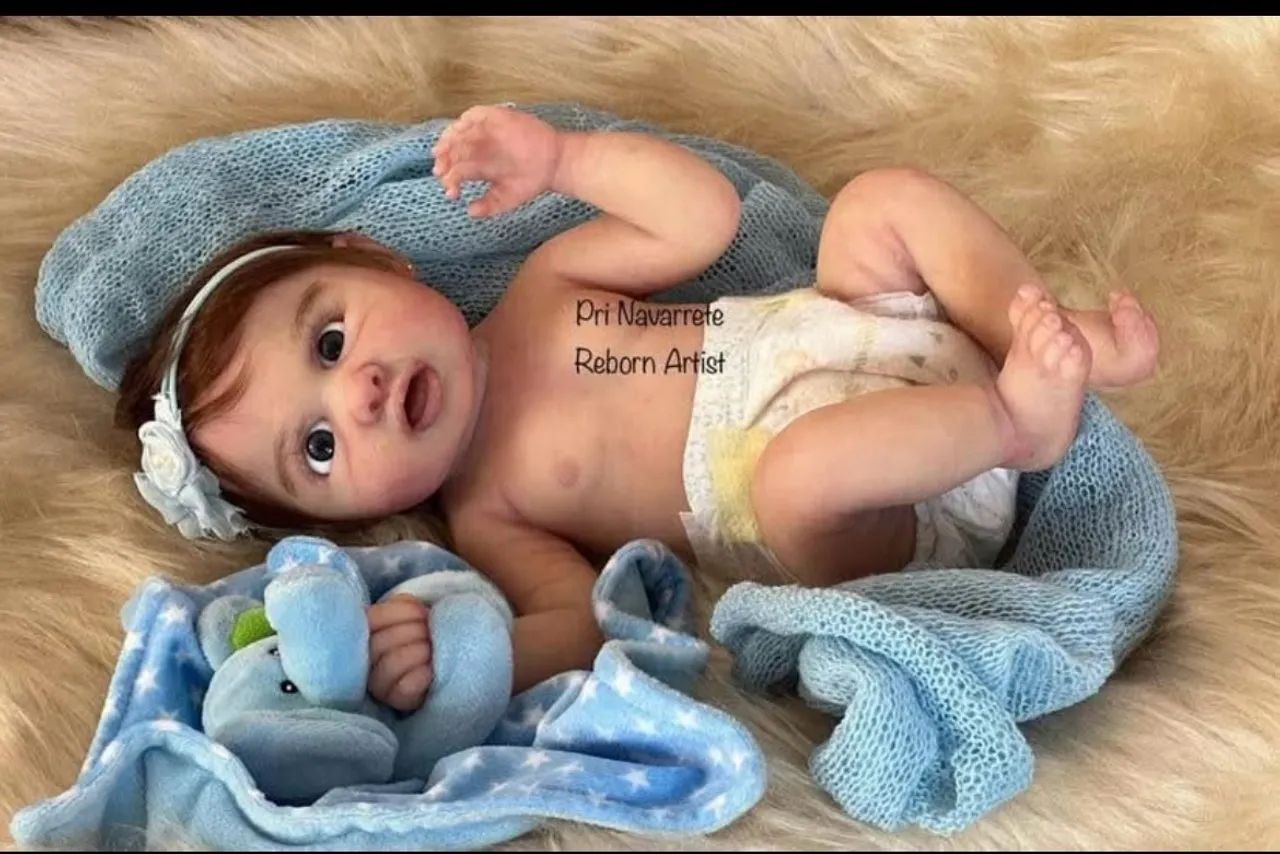 Boneca bebê reborn realista de silicone  - Foto 2