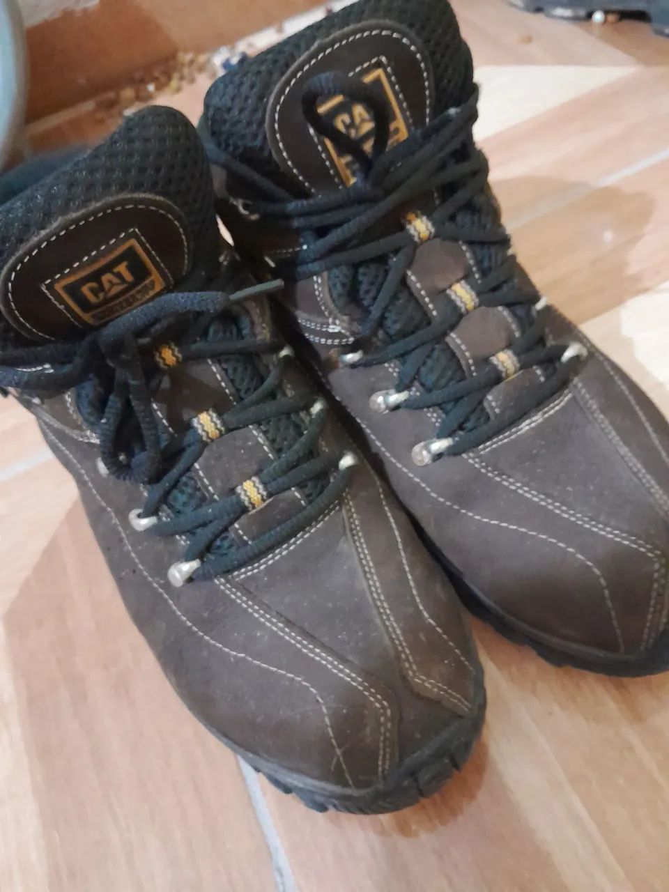 Bota cat usada n 40 - Foto 2