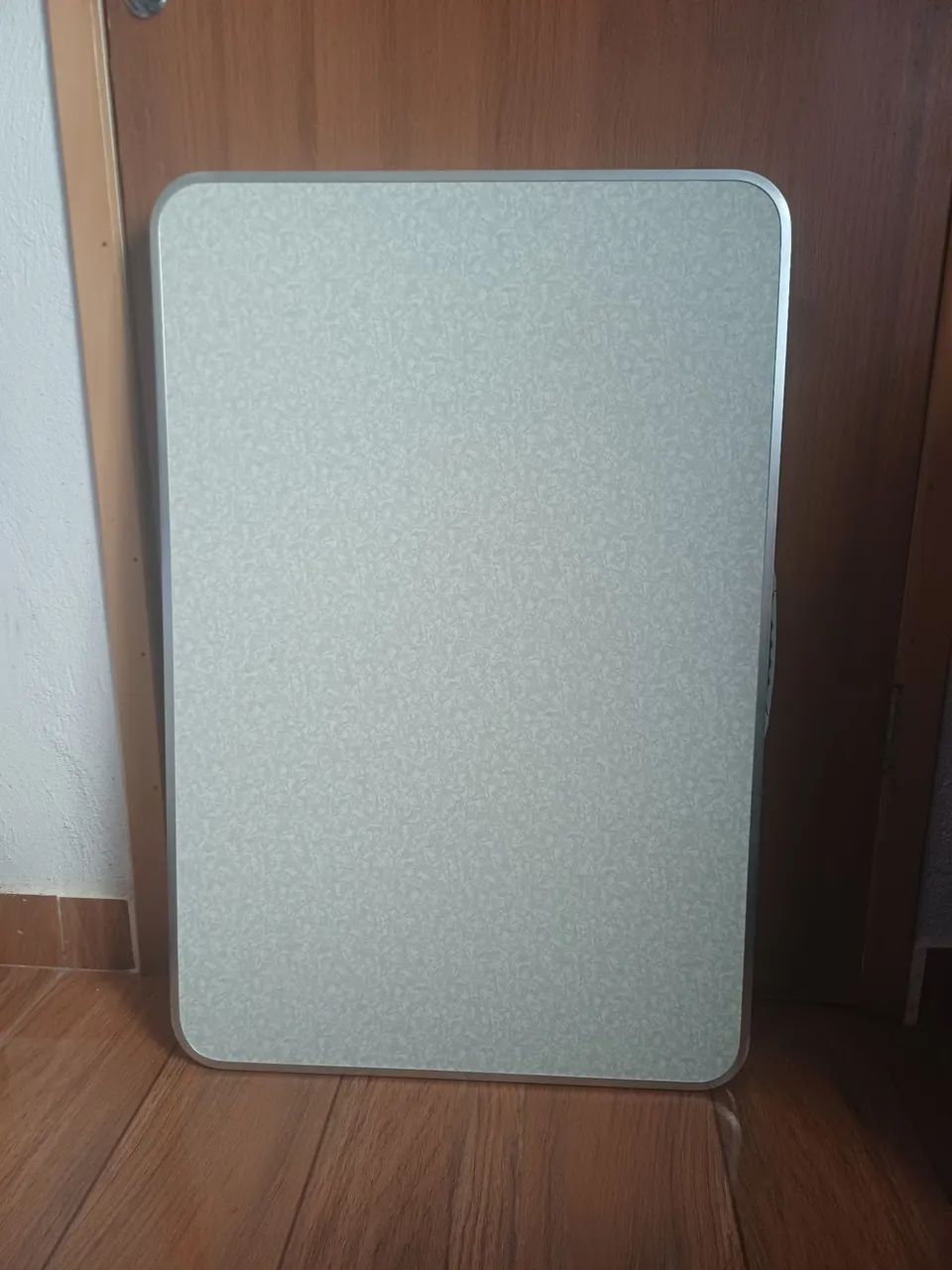 Mesa retrátil 