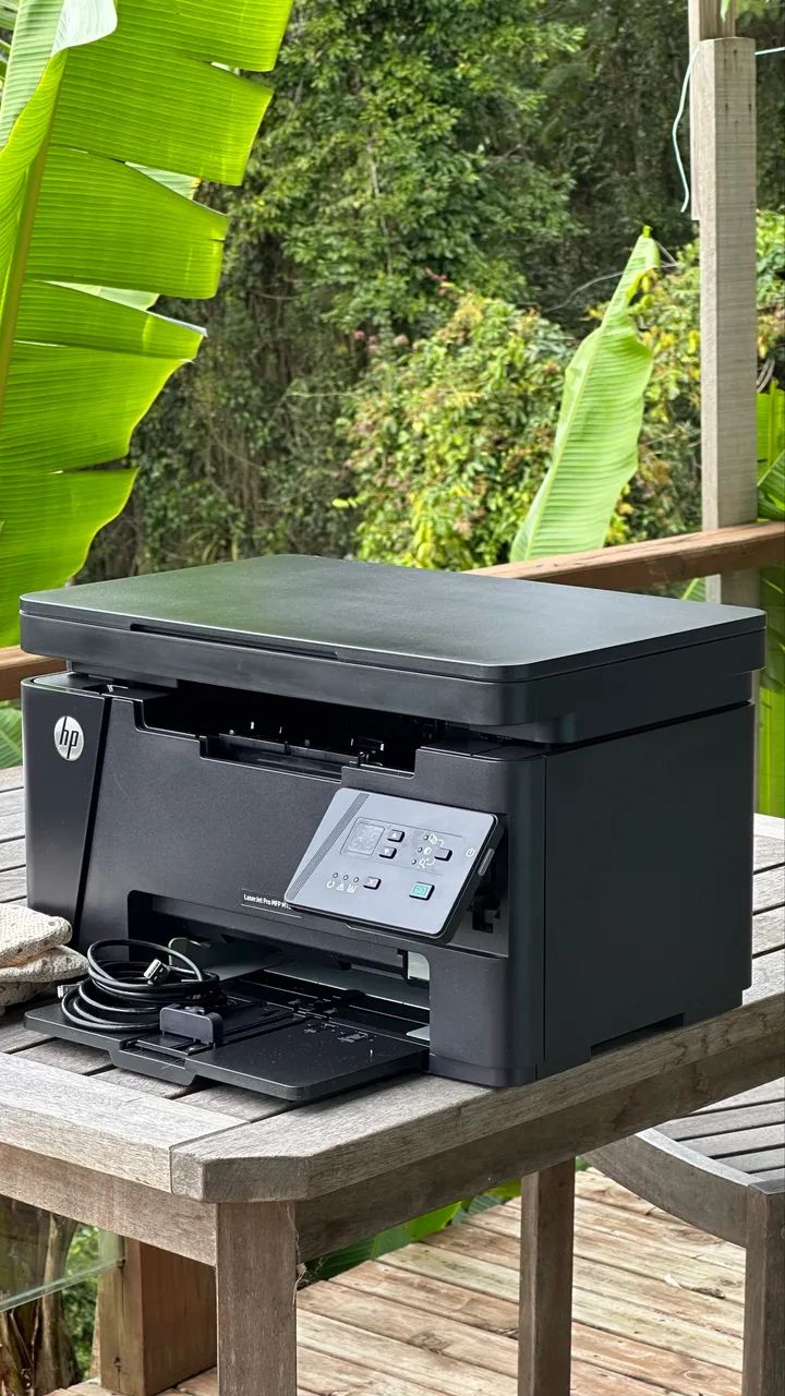 HP LaserJet Pro MFP M125a - Multifuncional Laser + Toner - Foto 4