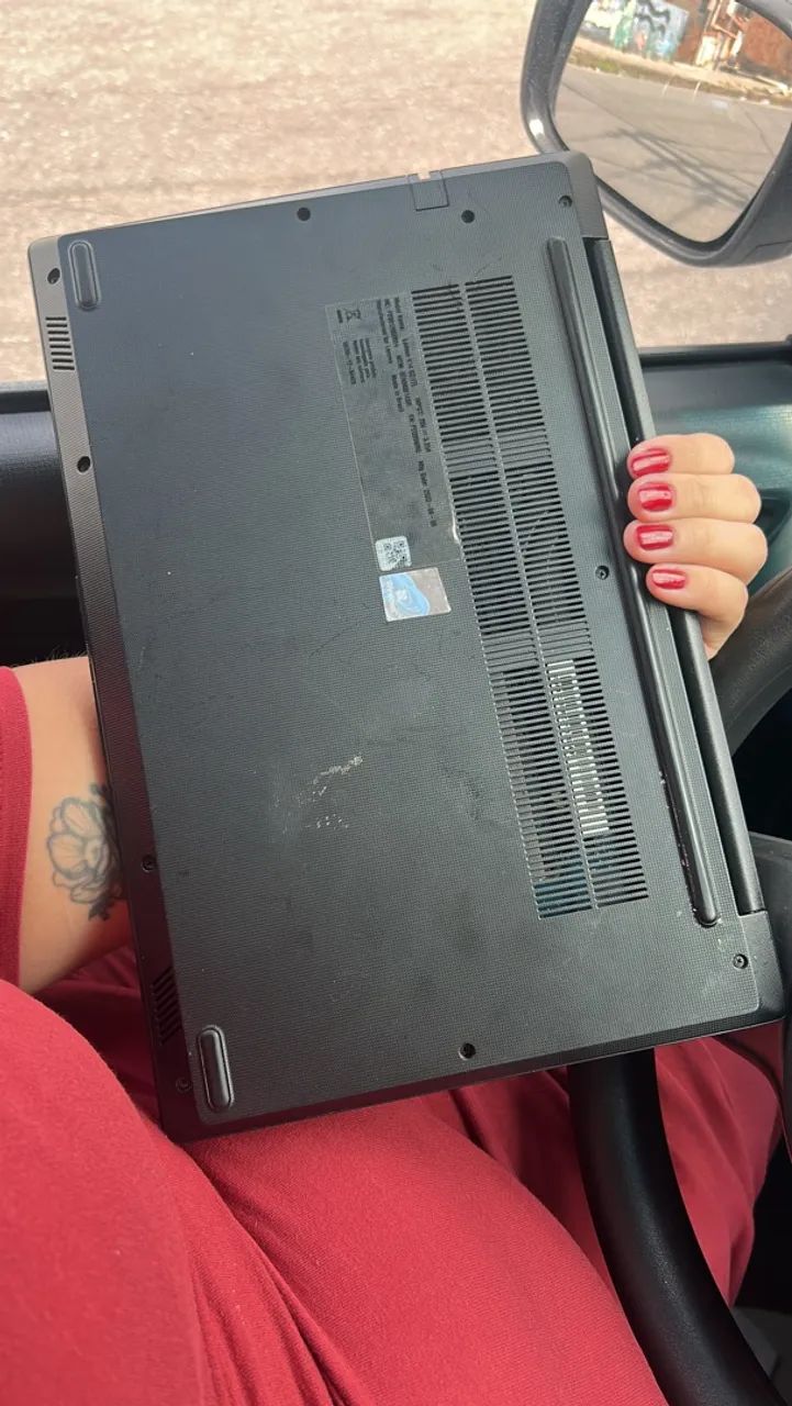 Notebook Lenovo v14 g2 - Foto 4