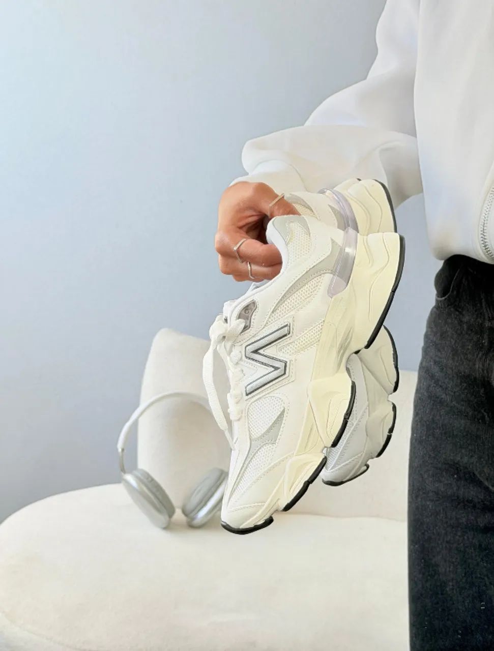 TÊNIS NEW BALANCE 9060 BRANCO/CINZA - Foto 2