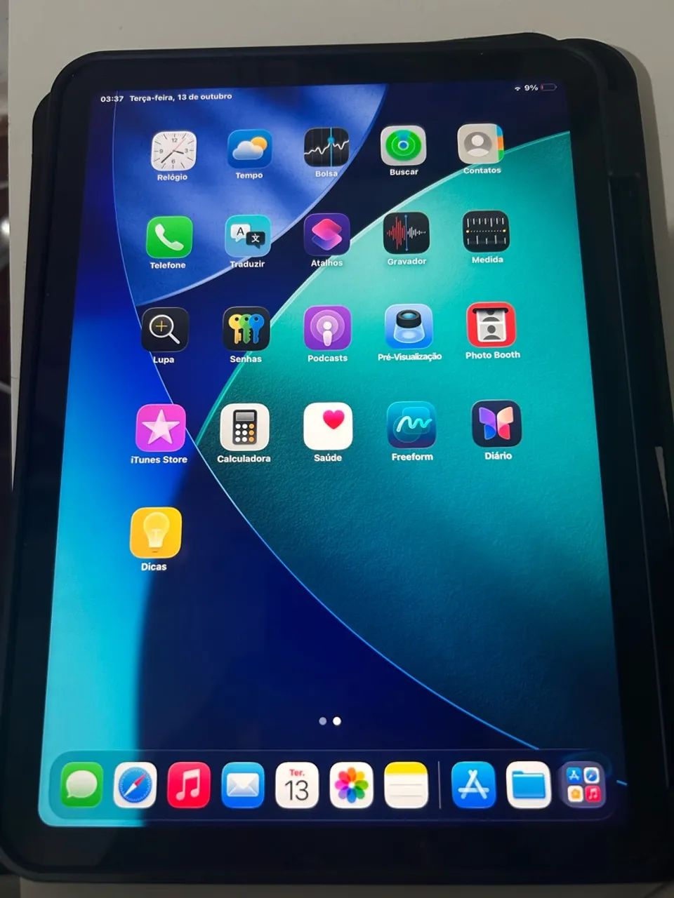 iPad a 16