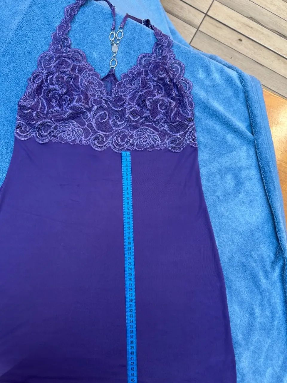 Camisola Roxa Dressy com Renda e Strass - Praticamente Nova - Foto 5