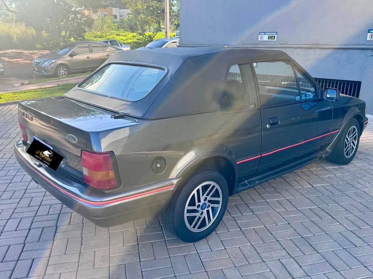 Ford Escort XR3 1.8 / 1.6 Conversível 1990