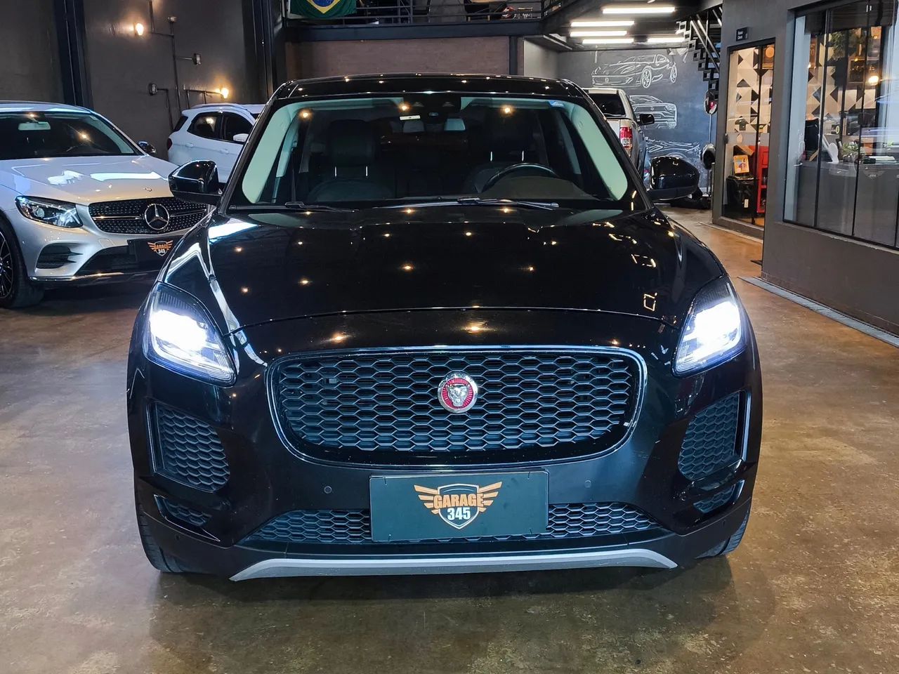Jaguar E-Pace 2.0 AWD 249cv Aut. 2018 - Foto 2