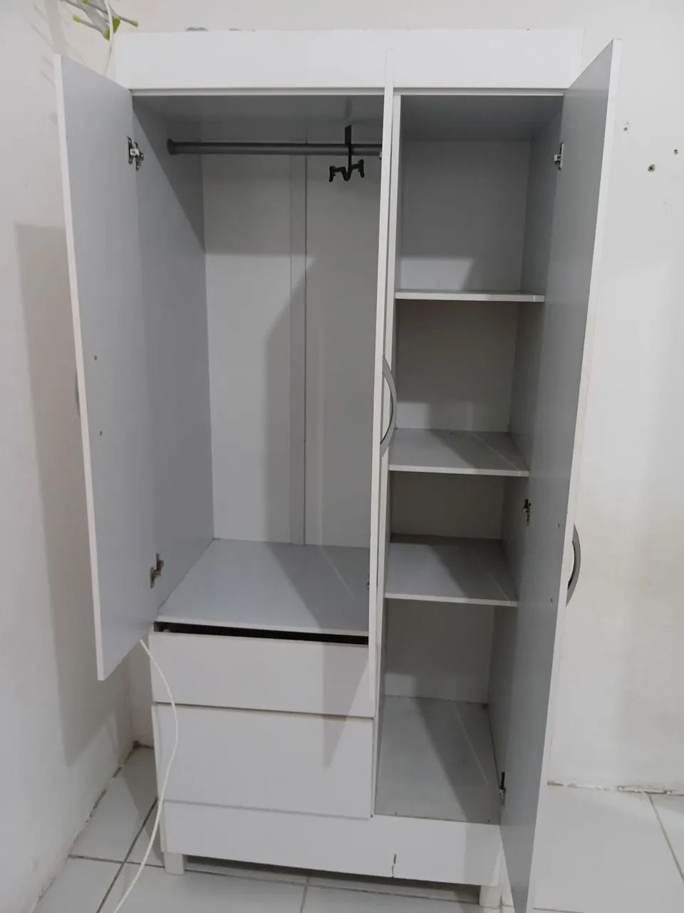 GUARDA ROUPA - OPORTUNIDADE - Foto 2