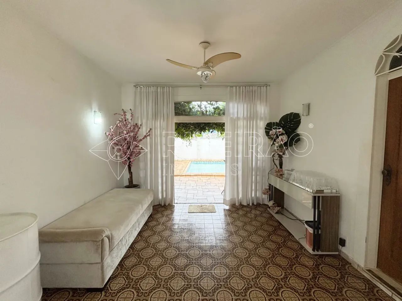 Casa comercial com 06 salas e piscina para locação no bairro Jardim América - Foto 5