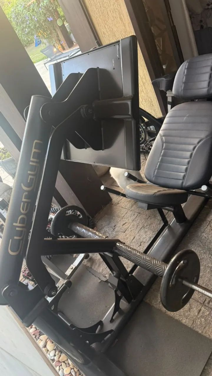 Leg Press 45º + 100 KG de pesos