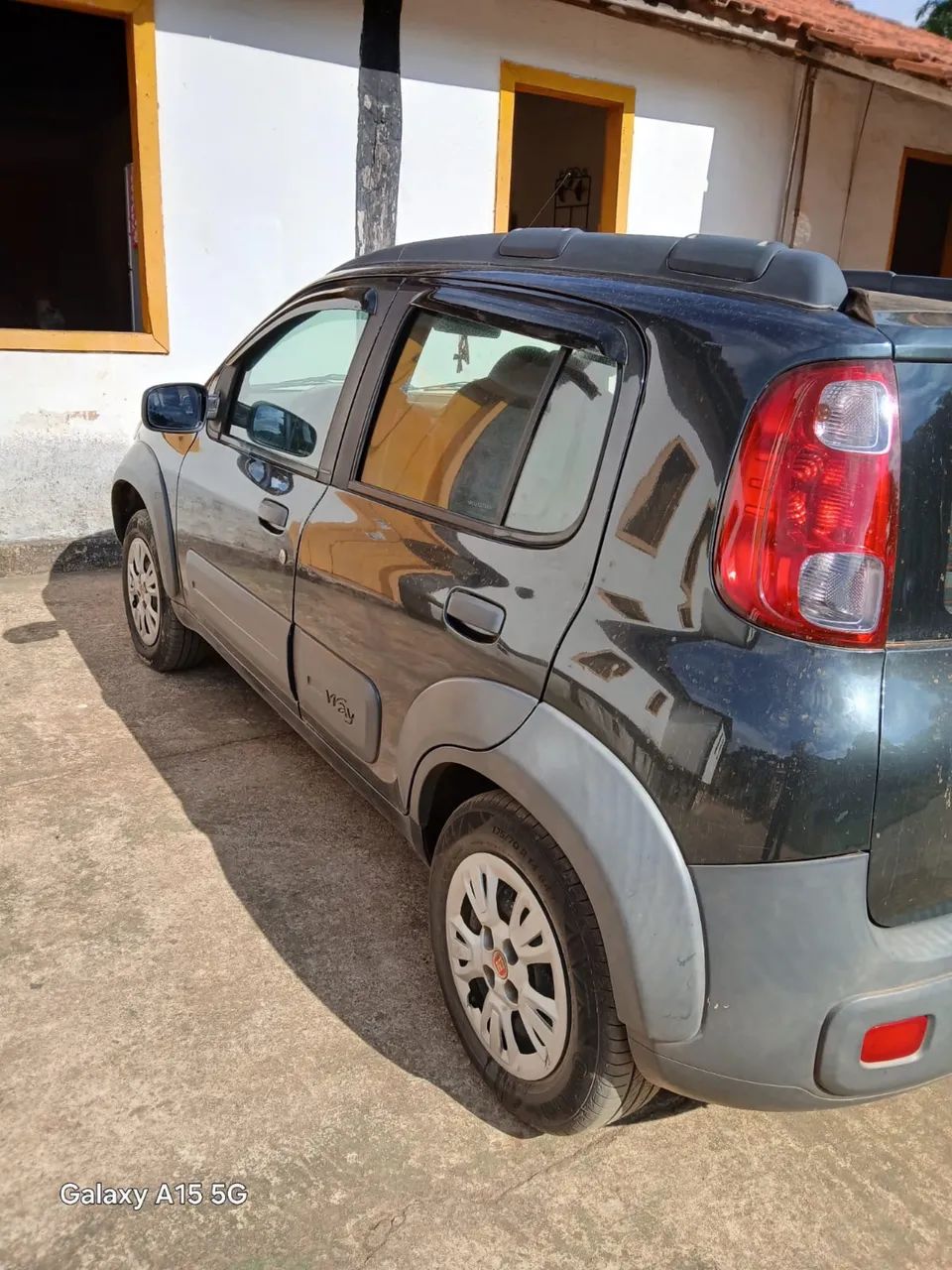 Fiat Uno WAY 1.4 EVO Fire Flex 8V 5P 2011 - Foto 4