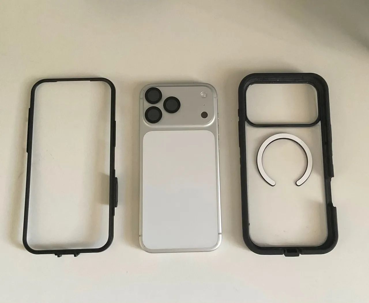 iPhone 17 Pro Max 256Gb Prata  - Foto 4