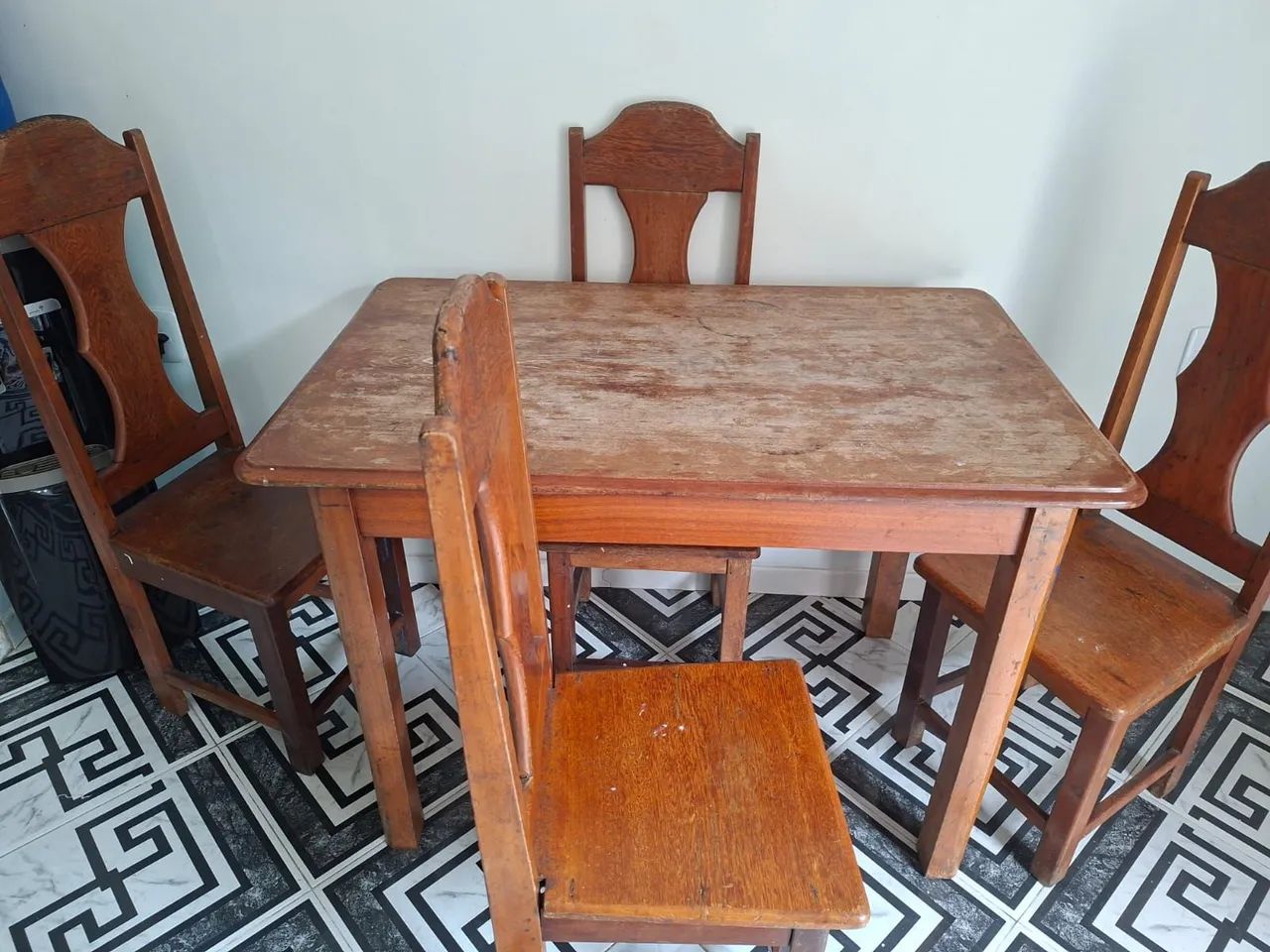 Mesa de madeira Angelim 
