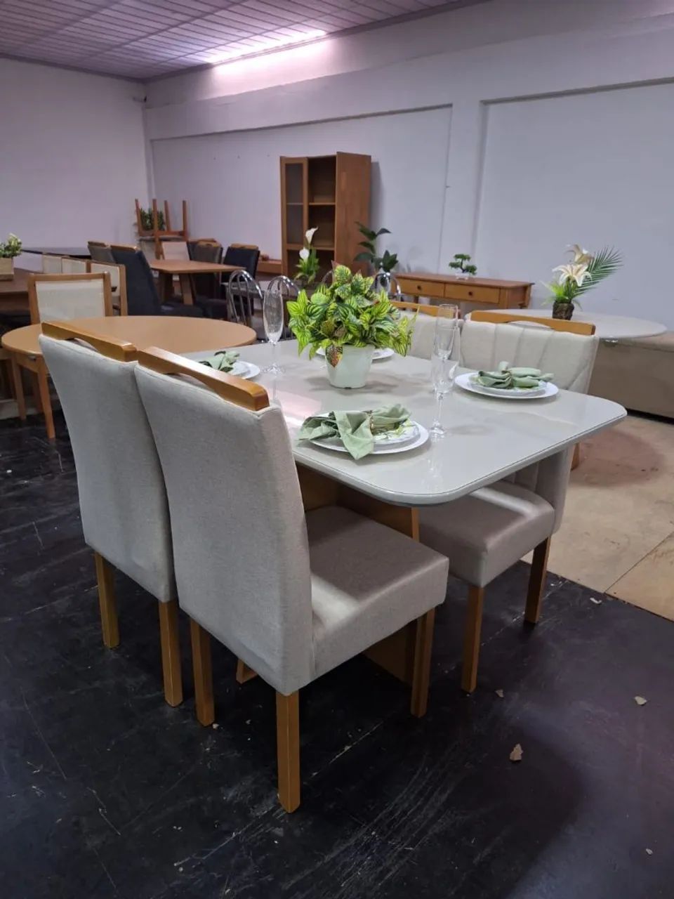 Mesa de jantar Arthur 