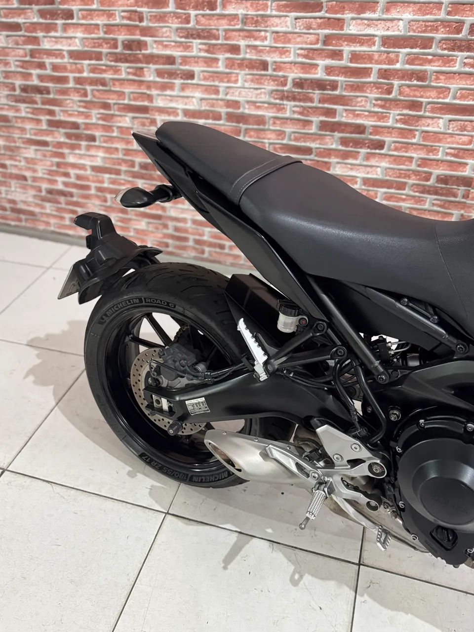 Yamaha MT 09 2024 - Foto 3