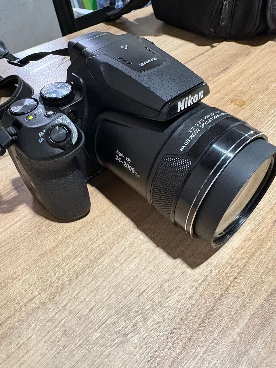Câmera P900 Nikon com wifi 