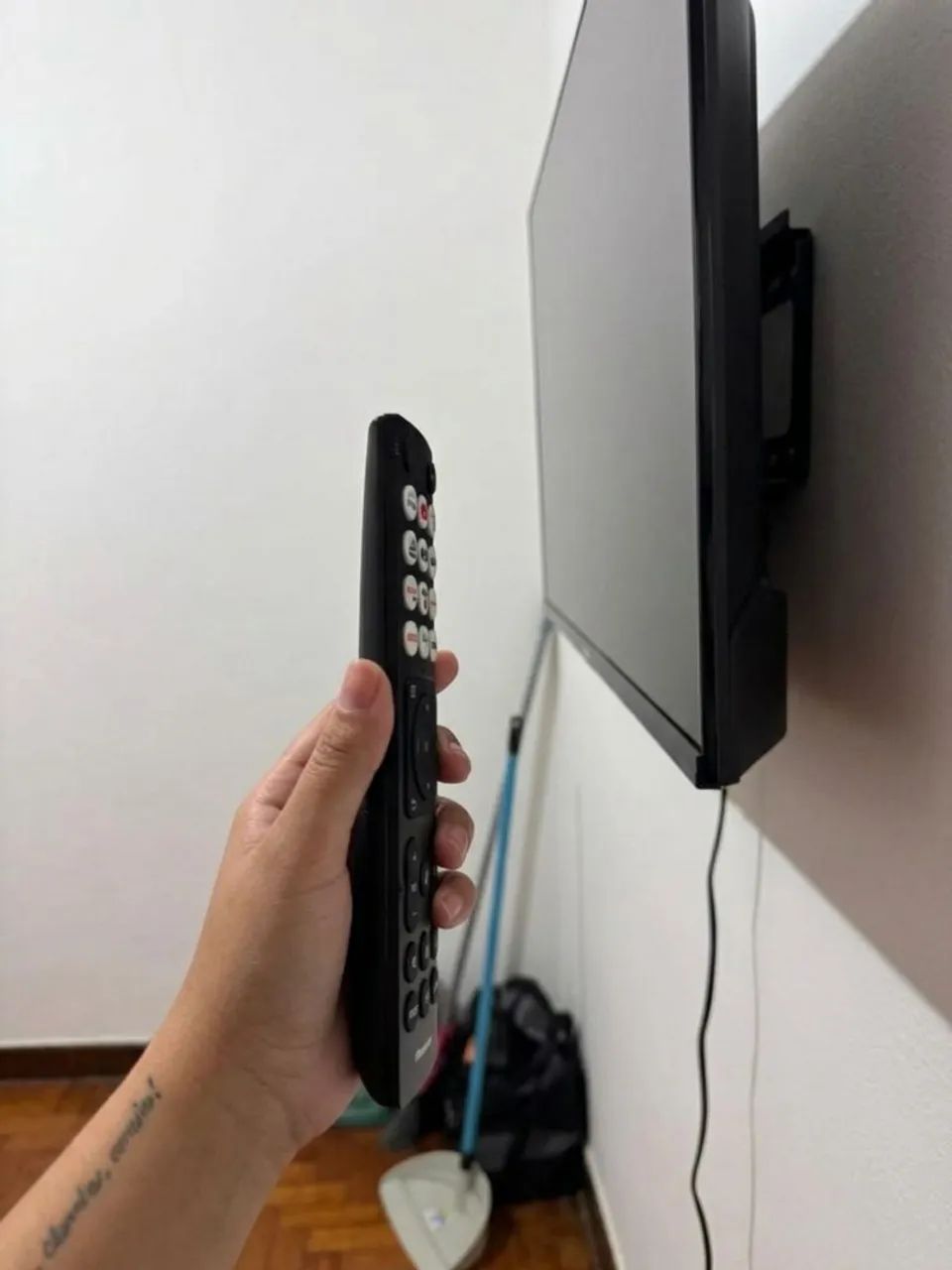 Smart Tv Hisense, 43 polegadas, perfeita conservação - Foto 3