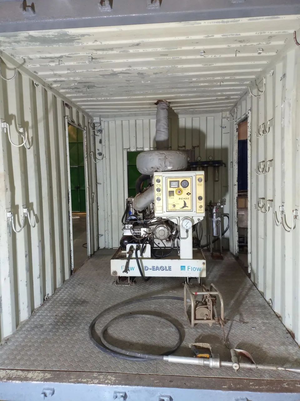 Máquina de hidrojato FLOW Eagle 45000 PSI 