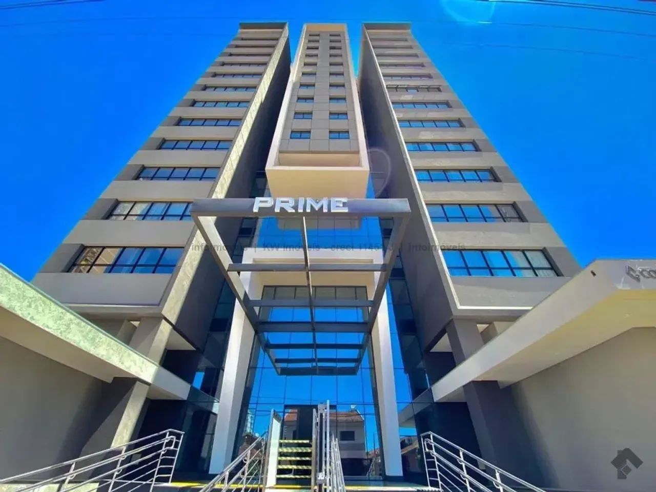 Studio mobiliado no edifício Prime
