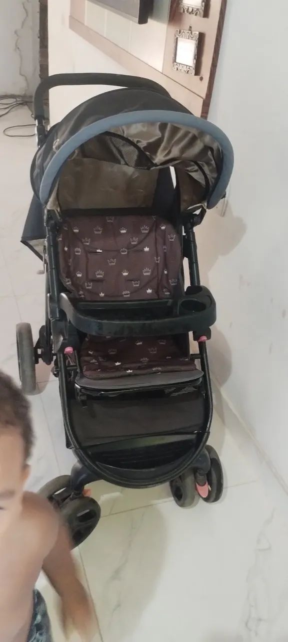 Carrinho de bebê passeios  - Foto 2