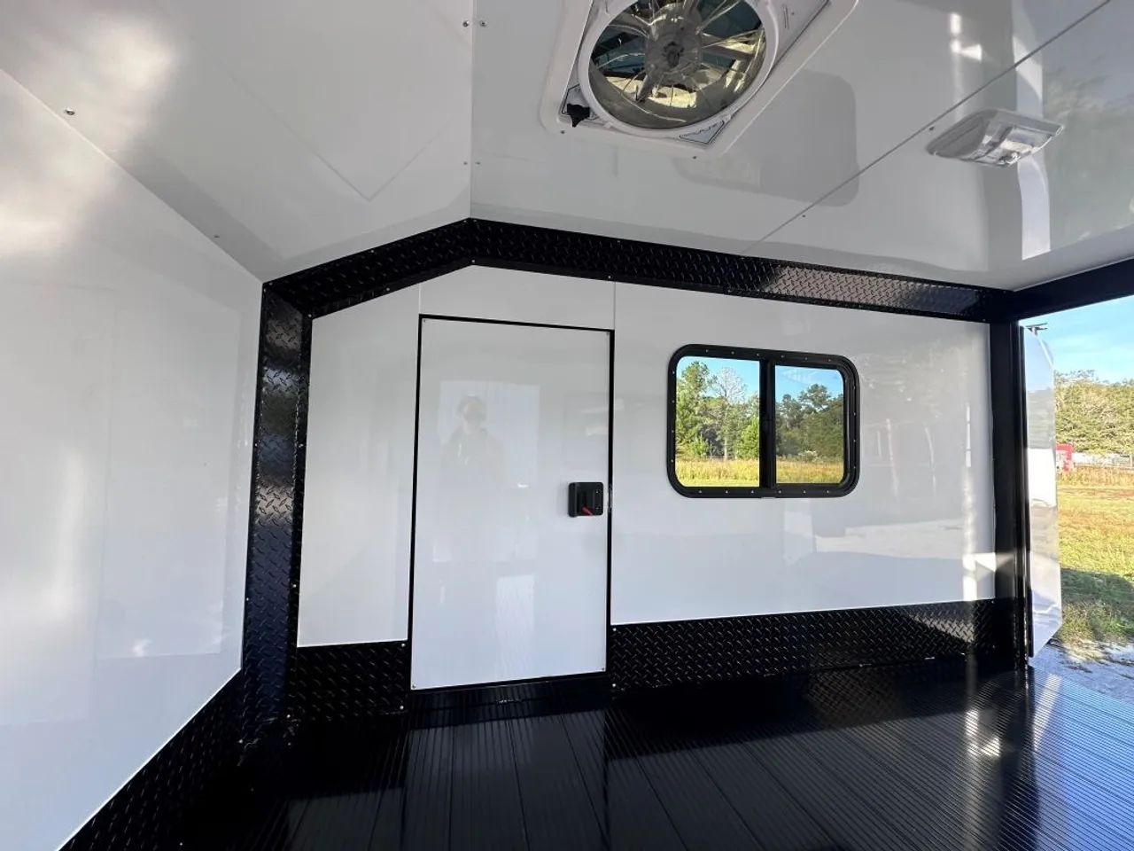 trailer reboque camper camping novidade 2026 CONFORTO E LIBERDADE EM QUALQUER DESTINO - Foto 4