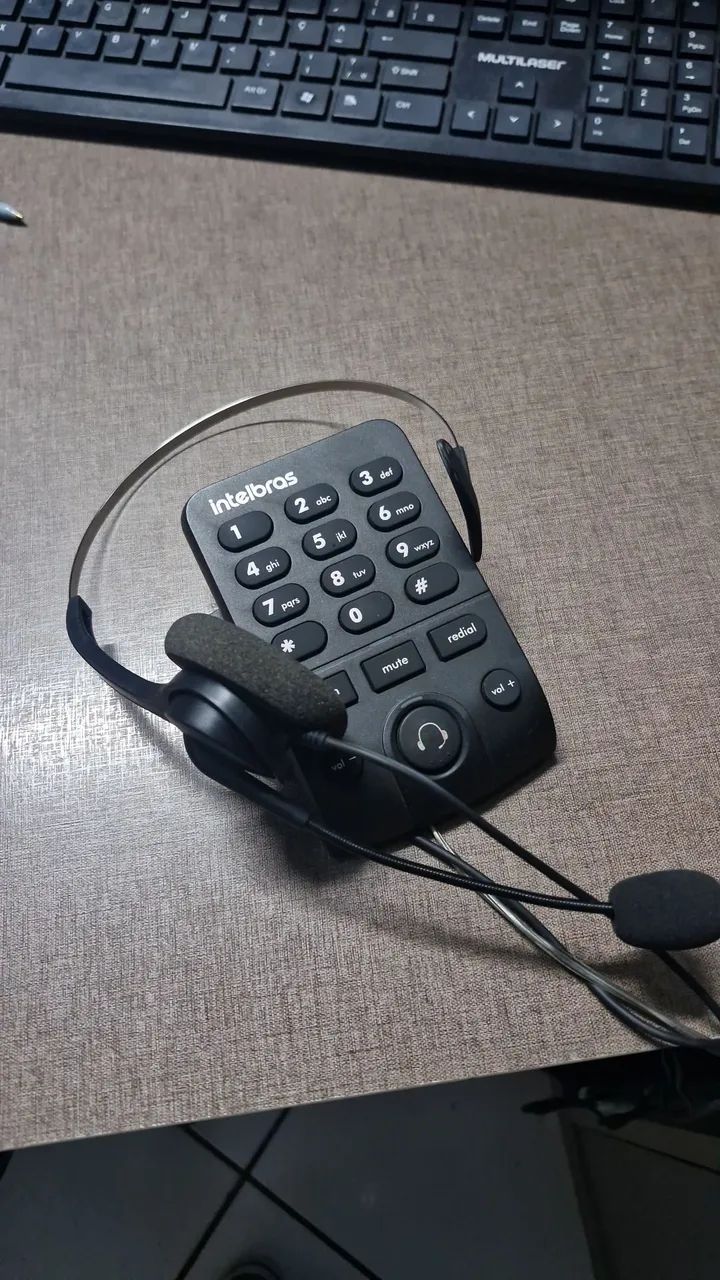 HEADSET COM APARELHO TELEFONE