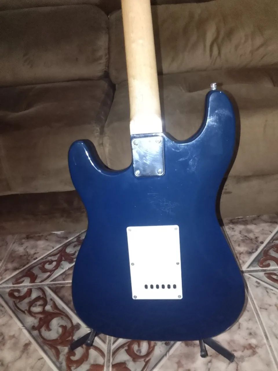 Vendo guitarra parte elétrica modificada  - Foto 6