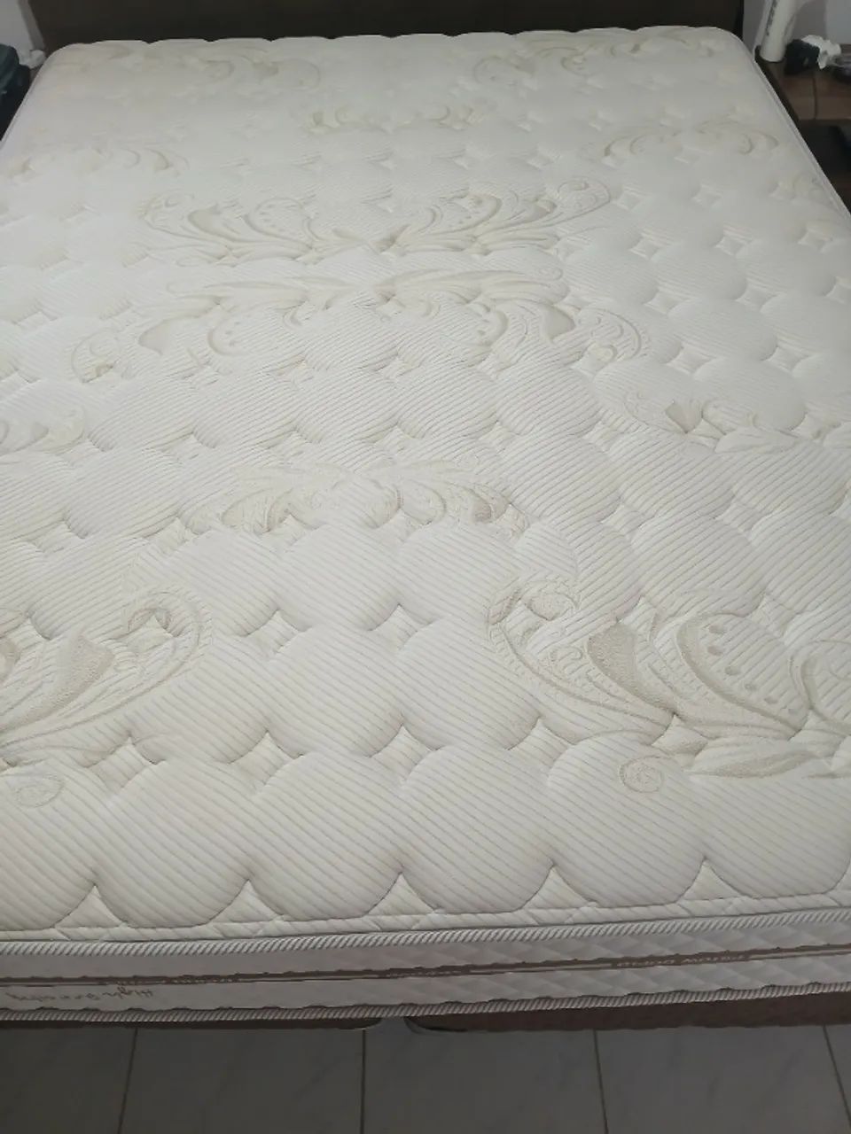 Cama Box Queen Size ecoflex usada (Base+colchão) - Foto 4