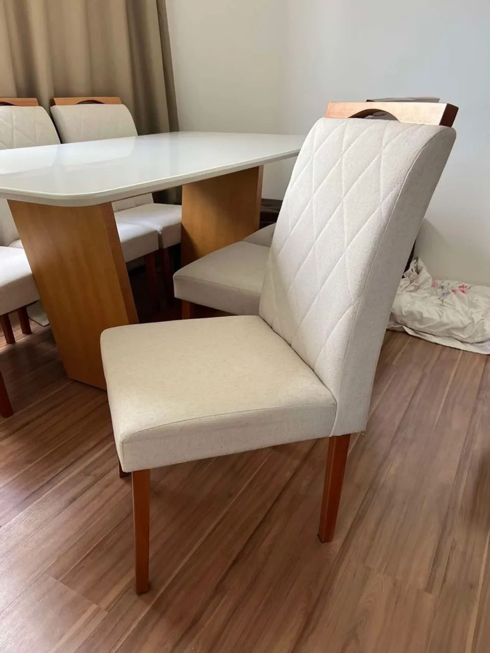 Mesa 6 cadeiras 