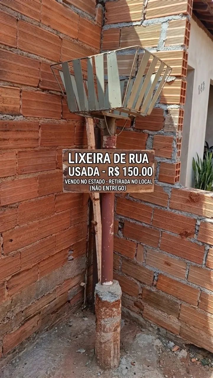 Lixeira de Ferro para Calçada / Rua (Super Reforçada)