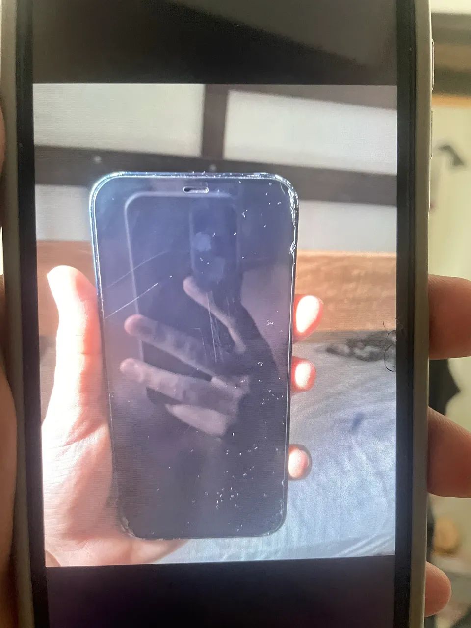 Iphone 12, 128gb azul escuro - Foto 2